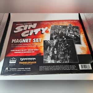 Sin City Magnet Set Frank Miller Dark Horse Deluxe 2005 Factory Sealed Vintage​